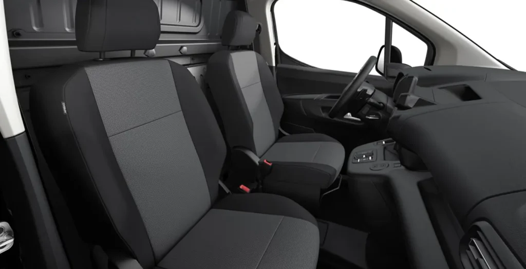 CITROEN-E-BERLINGO-Talla-M-50kWh-interior-delantera-II