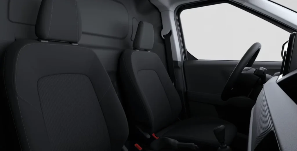 Ford-Transit-Courier-Van-Diesel-1.5-100-CV-interior-trasera