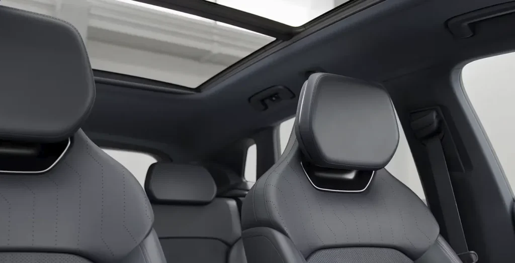 Lynk-Co-08-1.5-PHEV-Core-interior-delantera-II